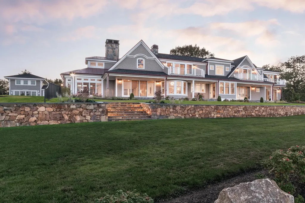 4 Bayberry Lane York ME 03902