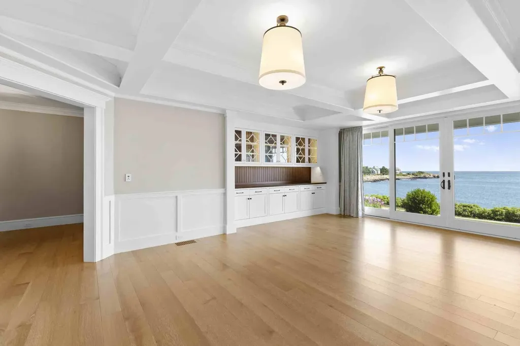 4 Bayberry Lane York ME 03902