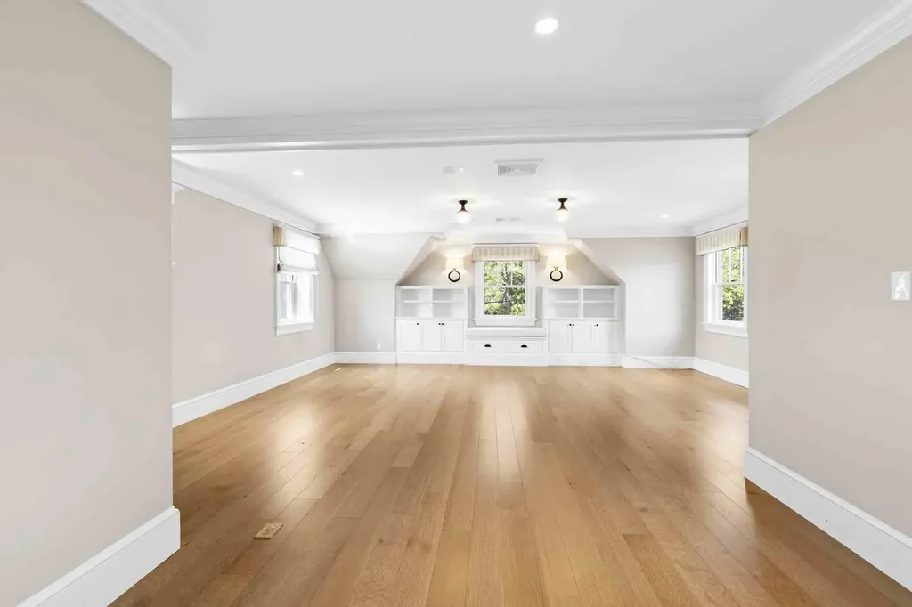 4 Bayberry Lane York ME 03902