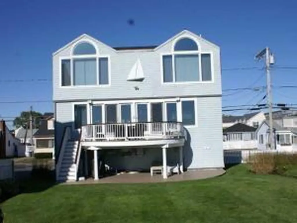 65 Atlantic Avenue Wells ME 04090