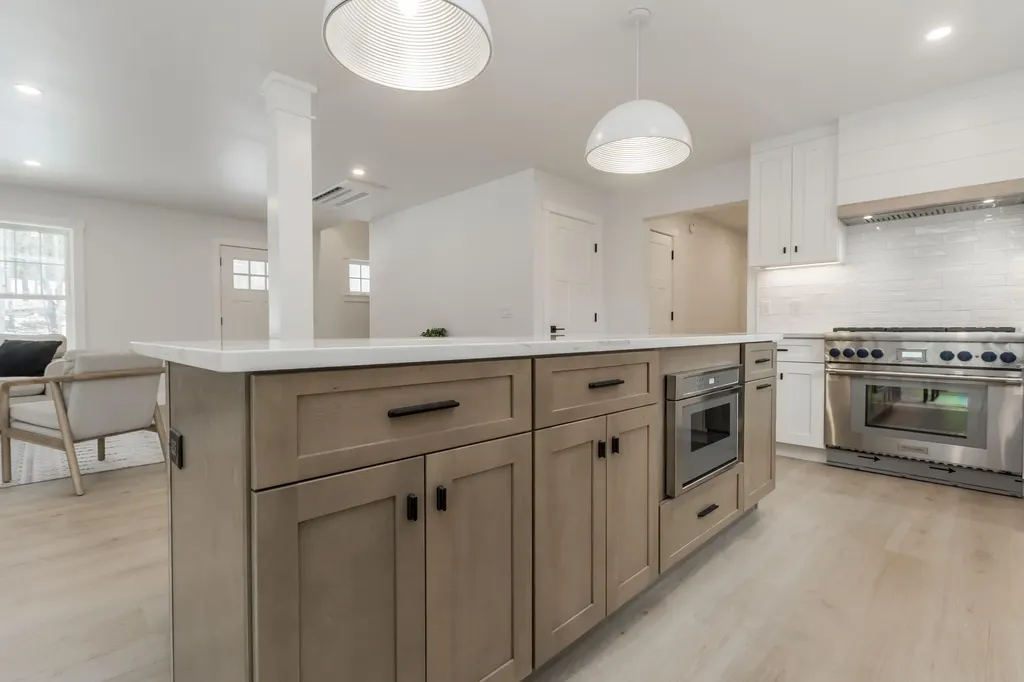 177 Clay Hill Road York ME 03902