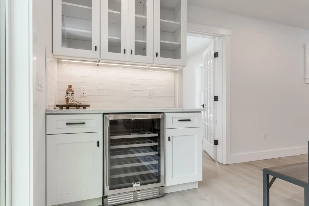 177 Clay Hill Road York ME 03902