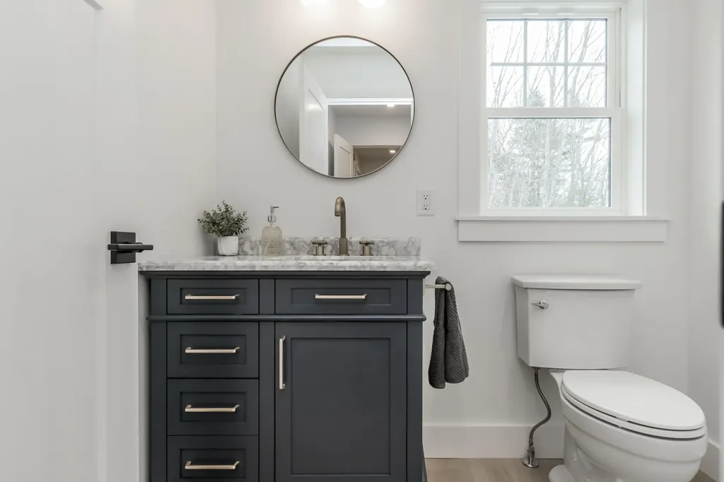 177 Clay Hill Road York ME 03902
