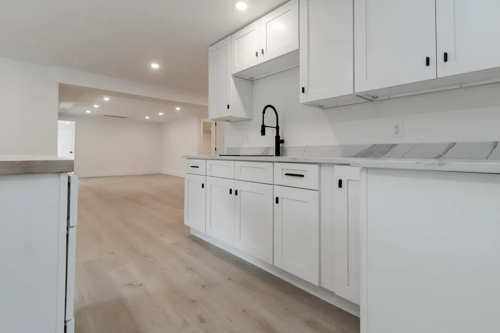 177 Clay Hill Road York ME 03902