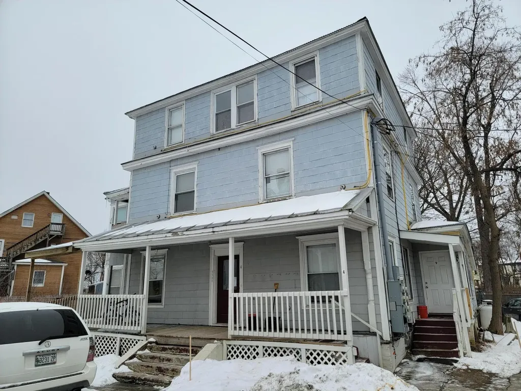 4 Spring Place Waterville ME 04901