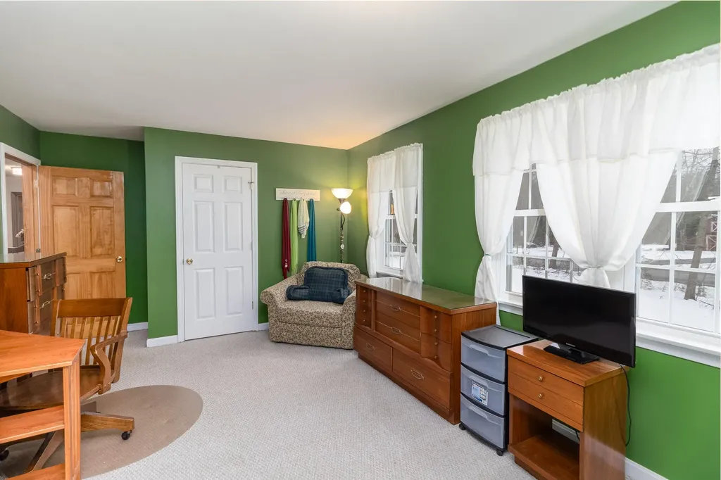 341 Sumner Road Leeds ME 04263