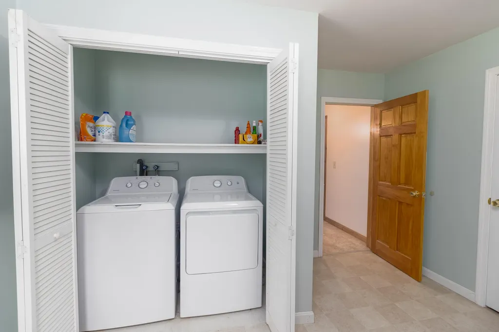 341 Sumner Road Leeds ME 04263