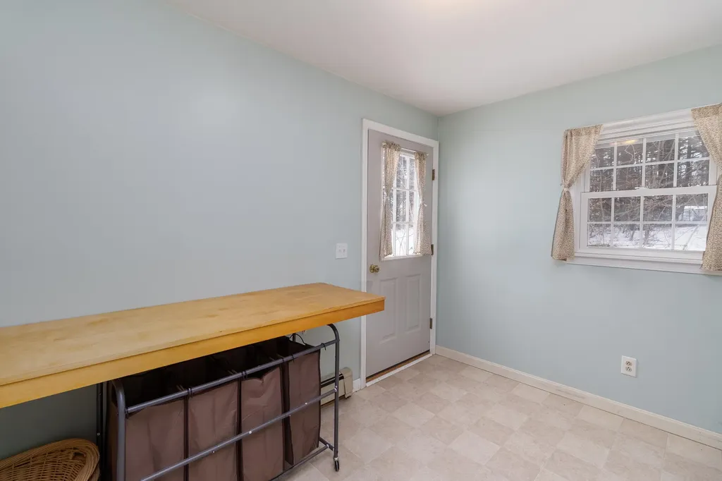 341 Sumner Road Leeds ME 04263