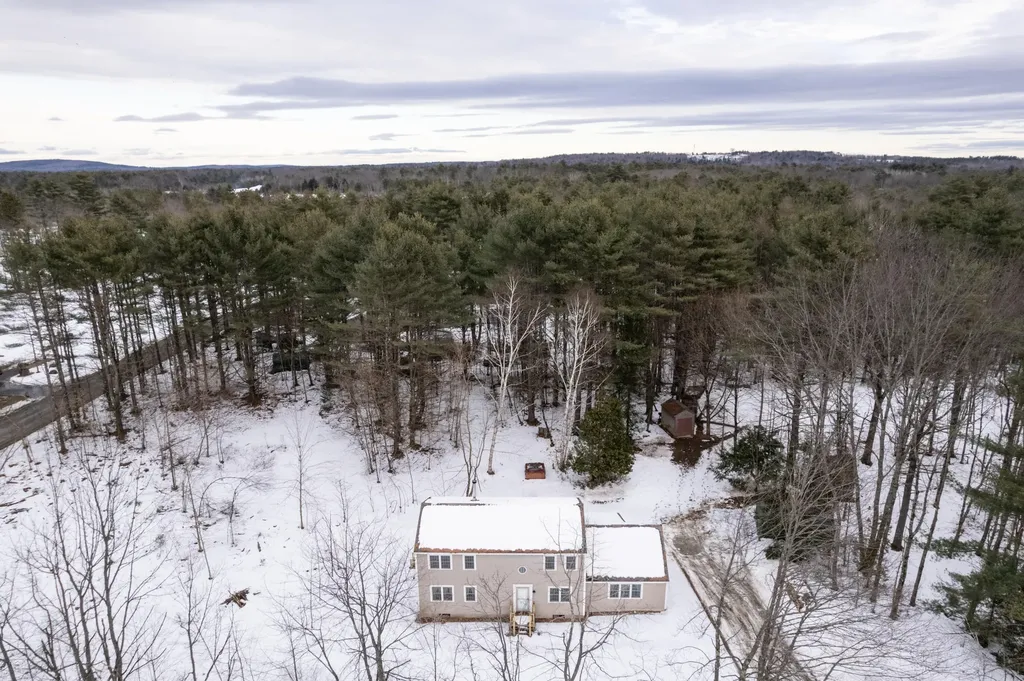 341 Sumner Road Leeds ME 04263