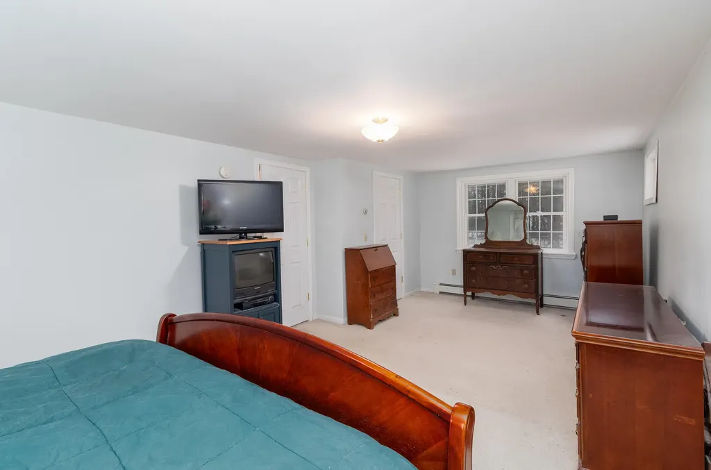 341 Sumner Road Leeds ME 04263