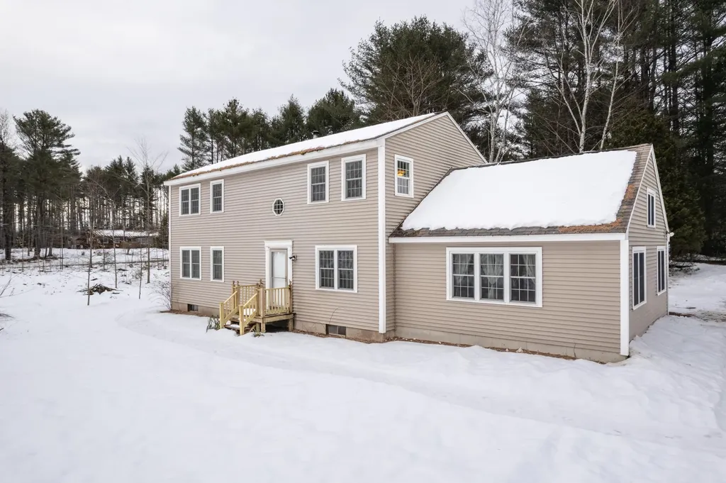 341 Sumner Road Leeds ME 04263