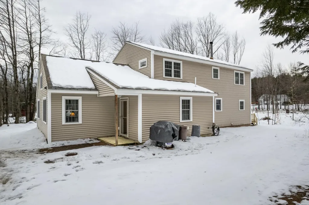 341 Sumner Road Leeds ME 04263