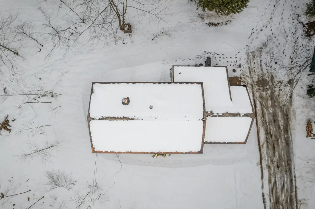 341 Sumner Road Leeds ME 04263