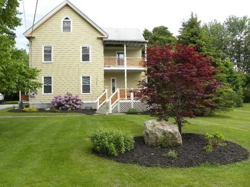 193 Cook Street Auburn ME 04210
