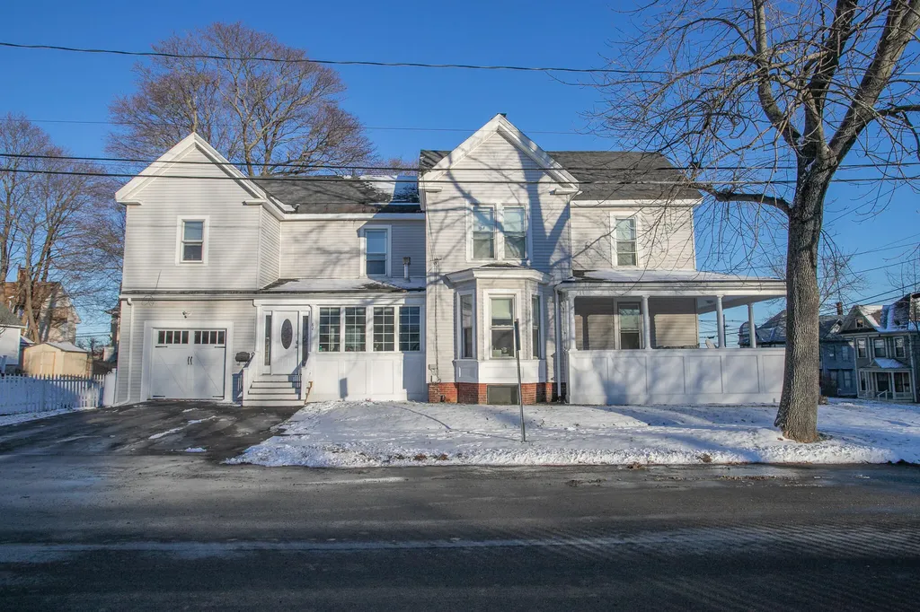 82 Montgomery Street Bangor ME 04401