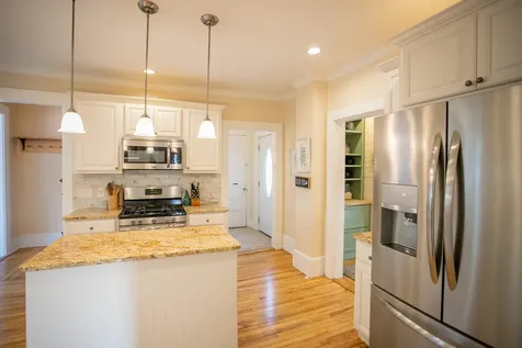 82 Montgomery Street Bangor ME 04401