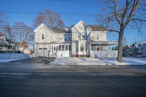 82 Montgomery Street Bangor ME 04401