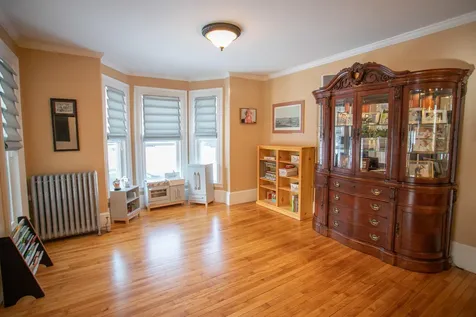 82 Montgomery Street Bangor ME 04401