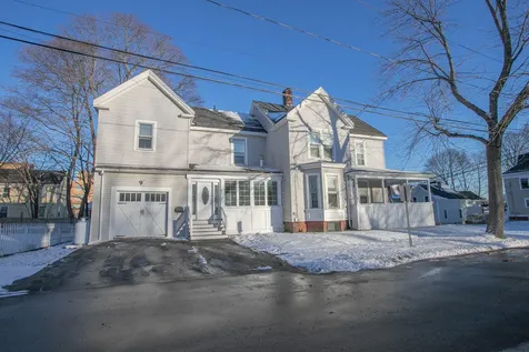 82 Montgomery Street Bangor ME 04401