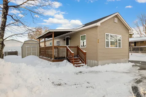 86 Blackberry Place Kittery ME 03904
