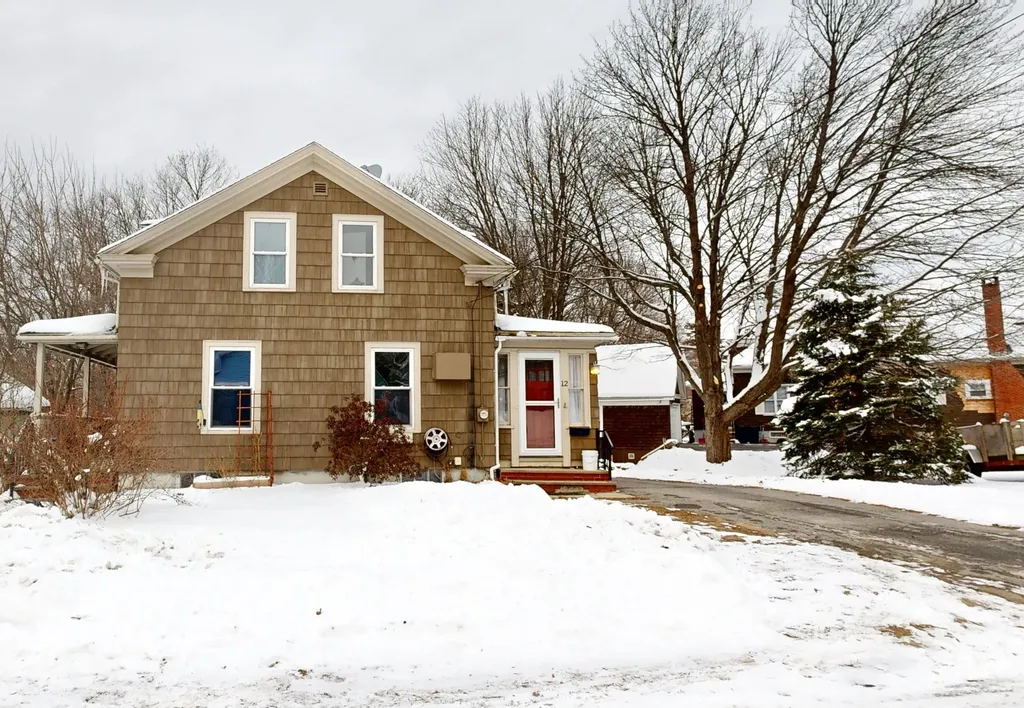 12 Boston Avenue Lewiston ME 04240
