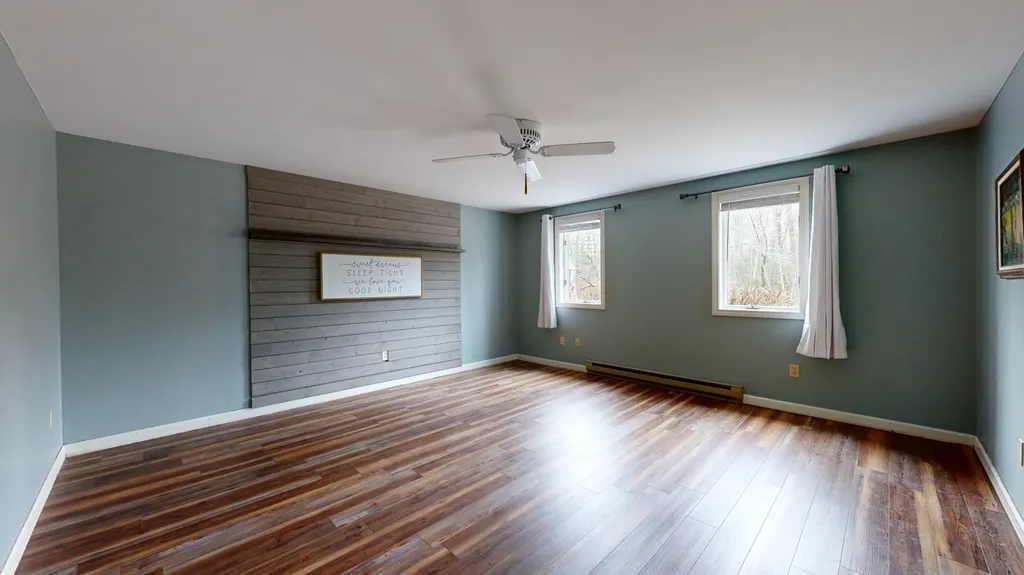 48 Colonial Way Auburn ME 04210