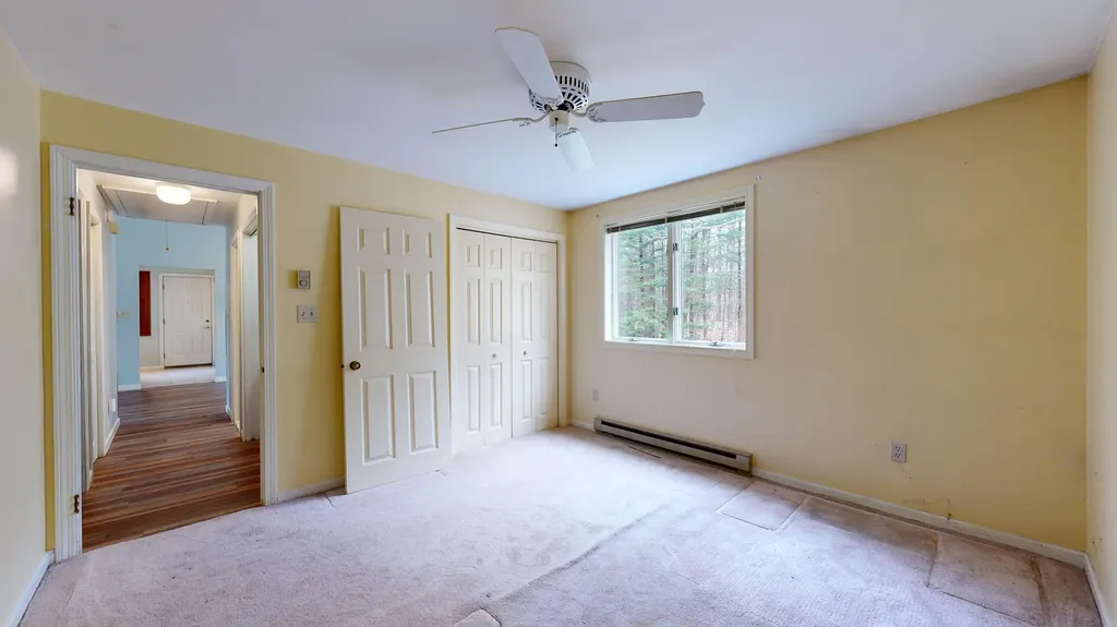 48 Colonial Way Auburn ME 04210