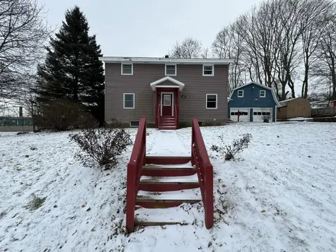 16 Davis Street Old Town ME 04468