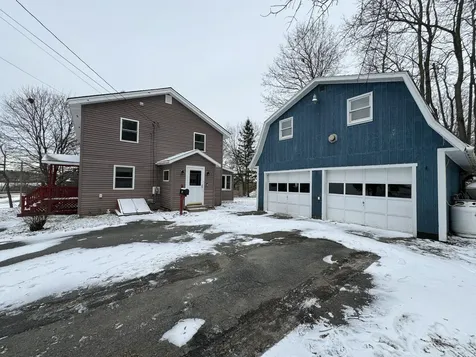 16 Davis Street Old Town ME 04468