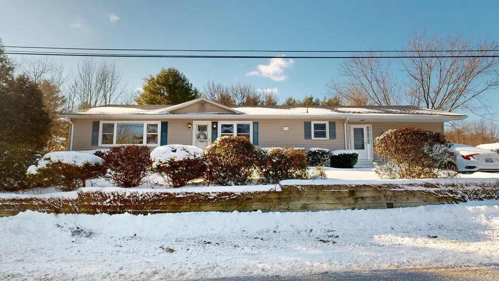 123 Old Lisbon Road Lewiston ME 04240