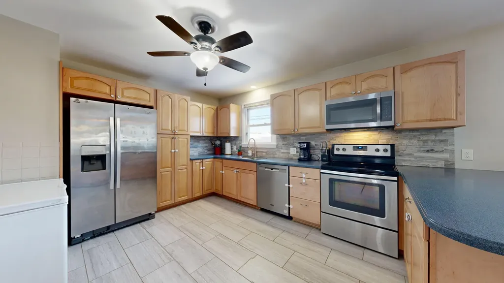 123 Old Lisbon Road Lewiston ME 04240