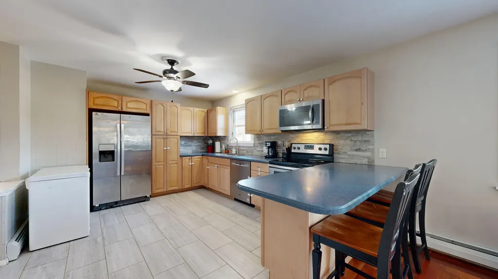 123 Old Lisbon Road Lewiston ME 04240
