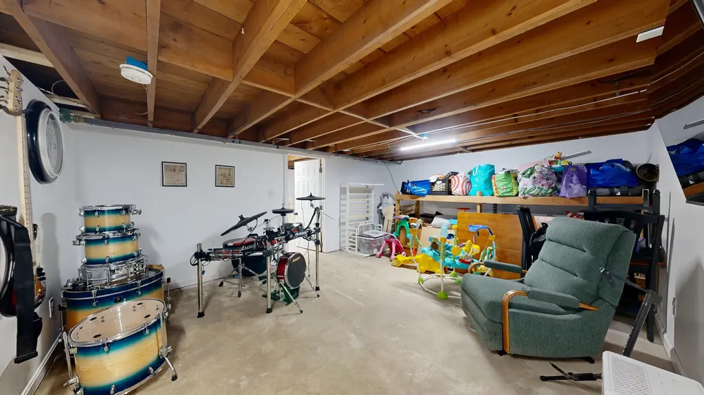 123 Old Lisbon Road Lewiston ME 04240