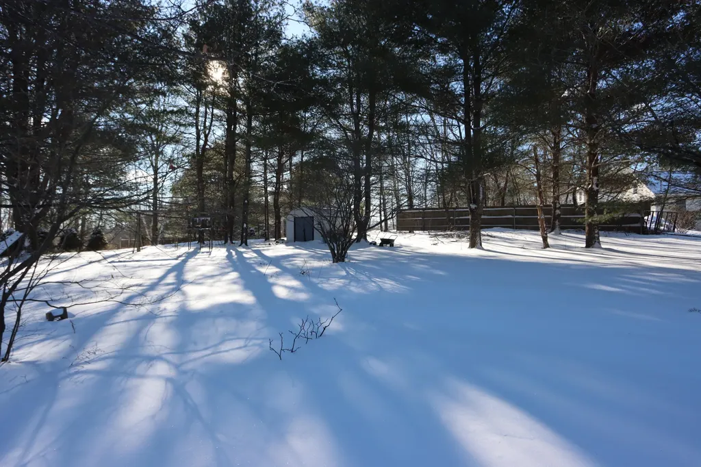 123 Old Lisbon Road Lewiston ME 04240