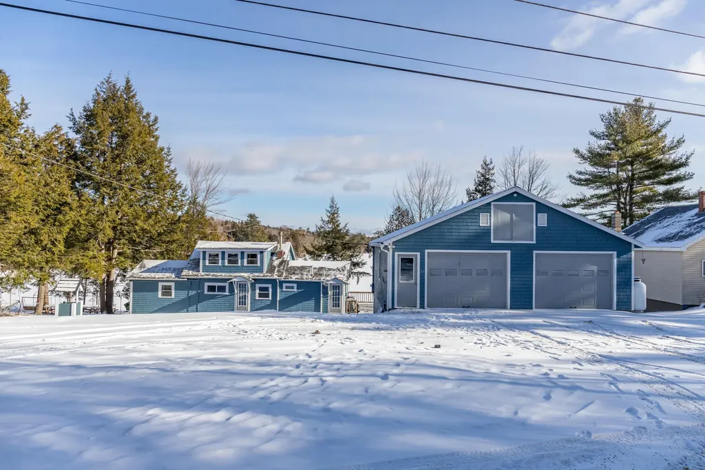 26 Worcester Way Lincoln ME 04457