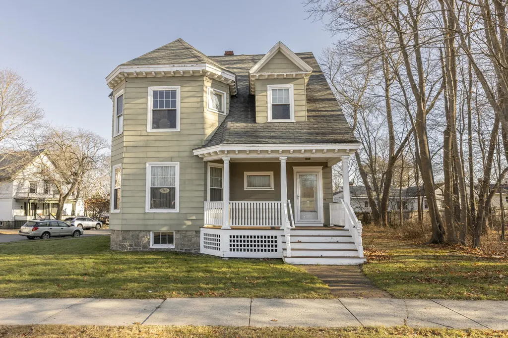 415 Deering Avenue Portland ME 04103