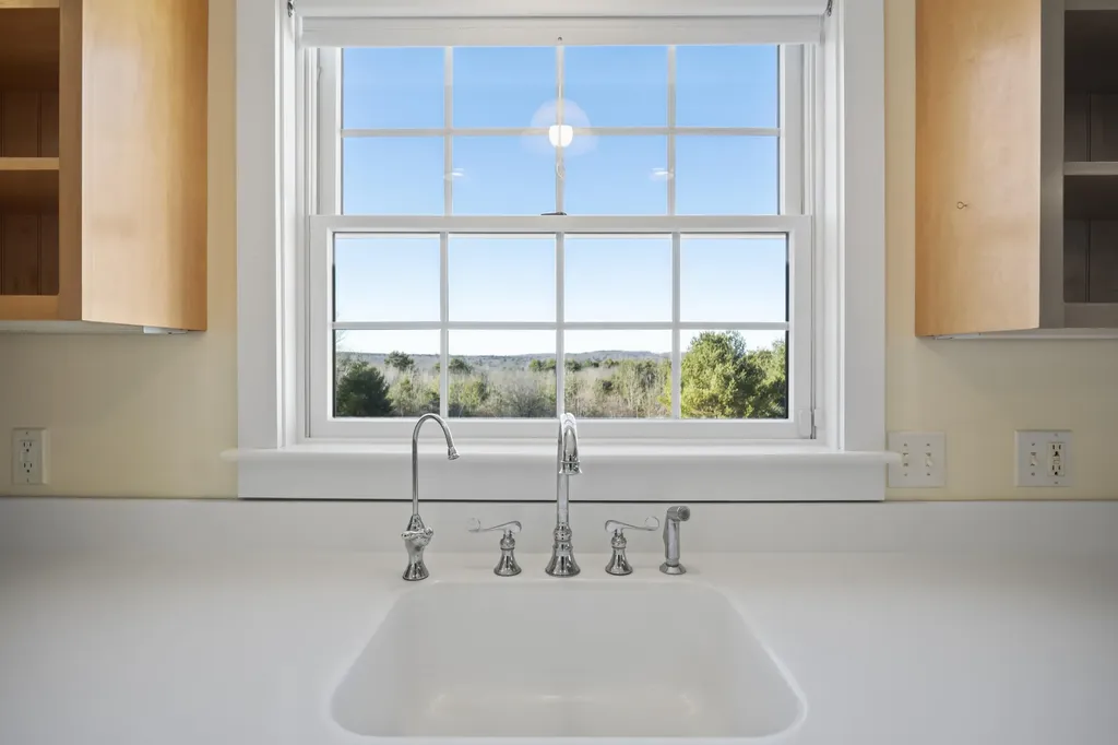 20 Orchard Lane New Gloucester ME 04260