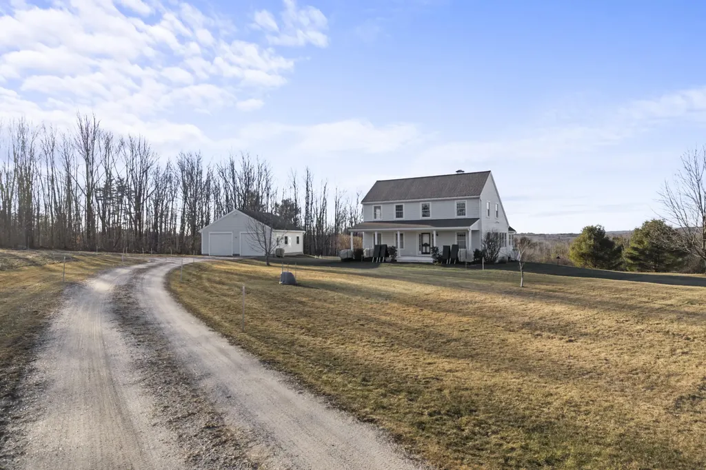 20 Orchard Lane New Gloucester ME 04260