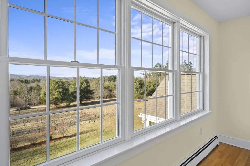 20 Orchard Lane New Gloucester ME 04260