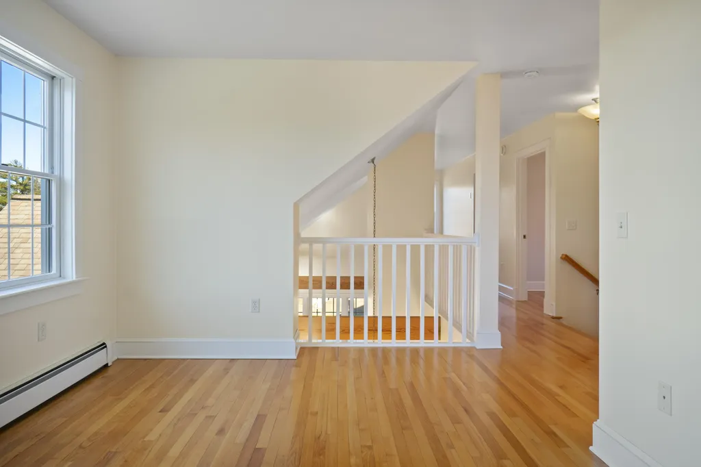 20 Orchard Lane New Gloucester ME 04260
