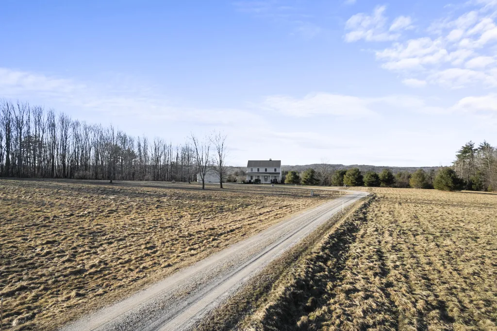 20 Orchard Lane New Gloucester ME 04260