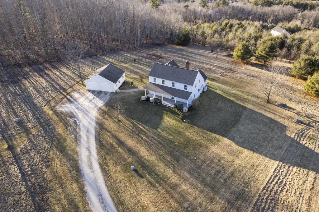 20 Orchard Lane New Gloucester ME 04260