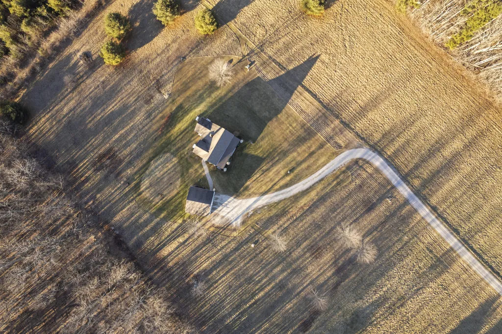 20 Orchard Lane New Gloucester ME 04260
