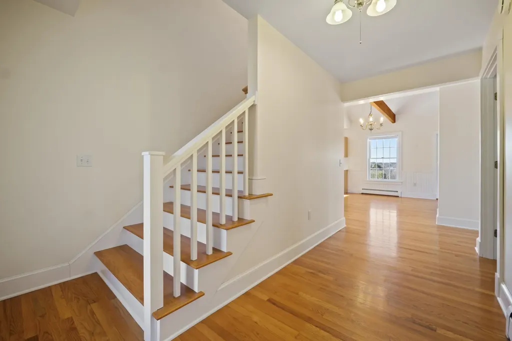 20 Orchard Lane New Gloucester ME 04260
