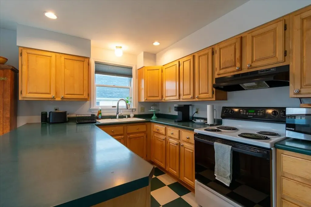 2520 Atlantic Highway Lincolnville ME 04849