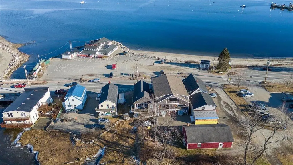 2520 Atlantic Highway Lincolnville ME 04849