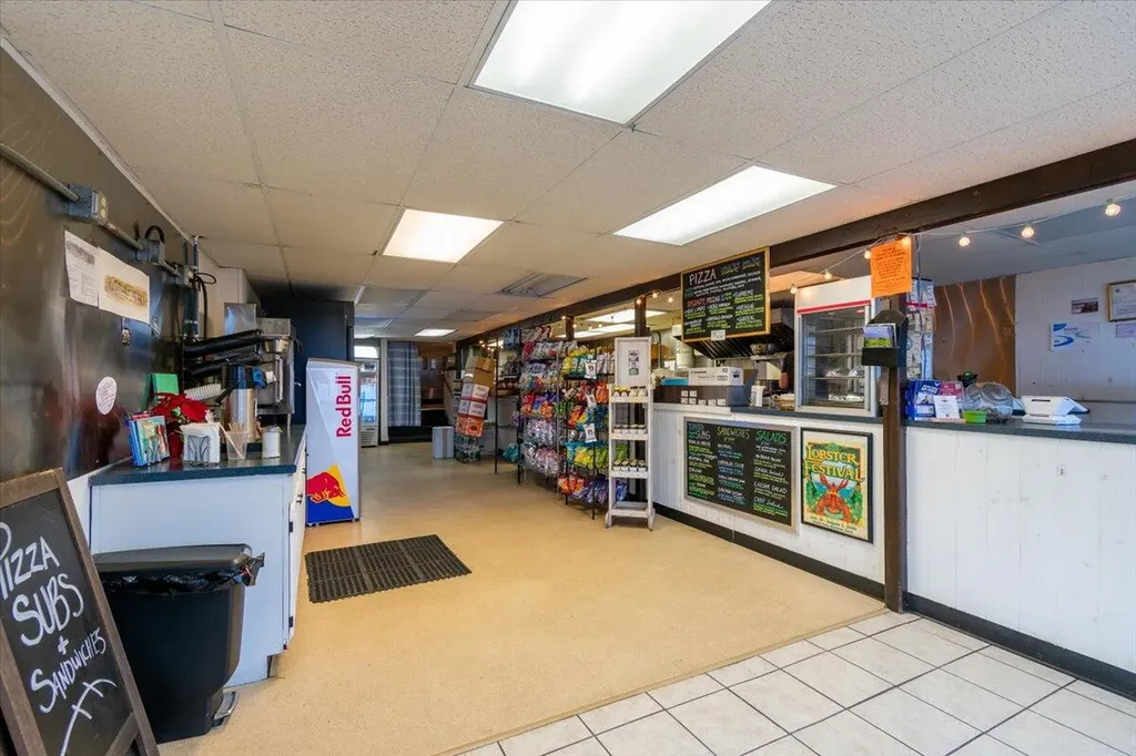 2520 Atlantic Highway Lincolnville ME 04849