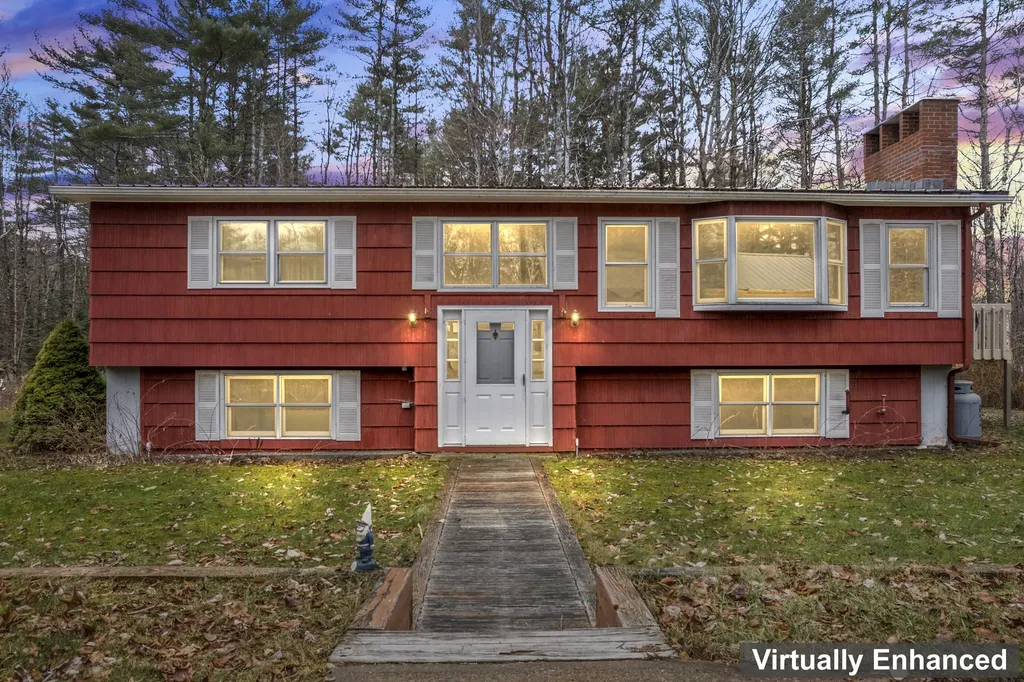 19 Black Island Road Oxford ME 04270
