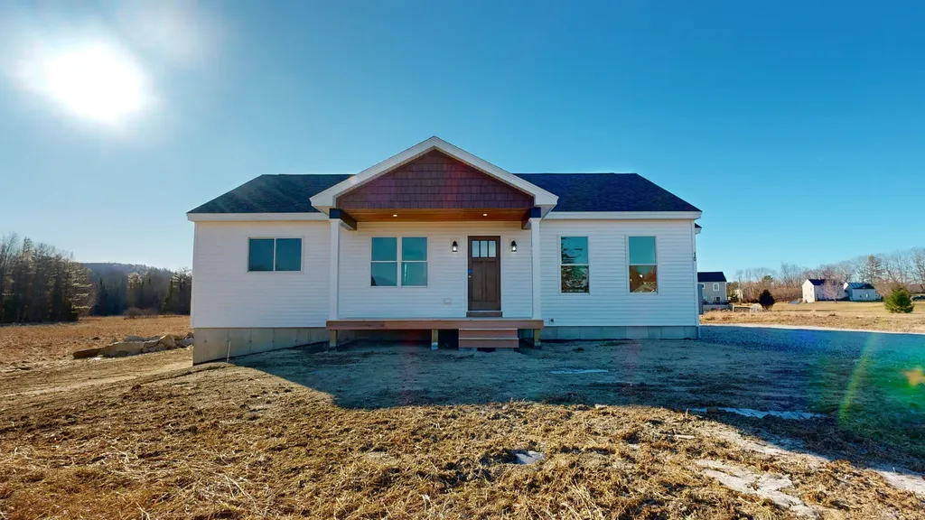 10 Hayfield Drive Greene ME 04236