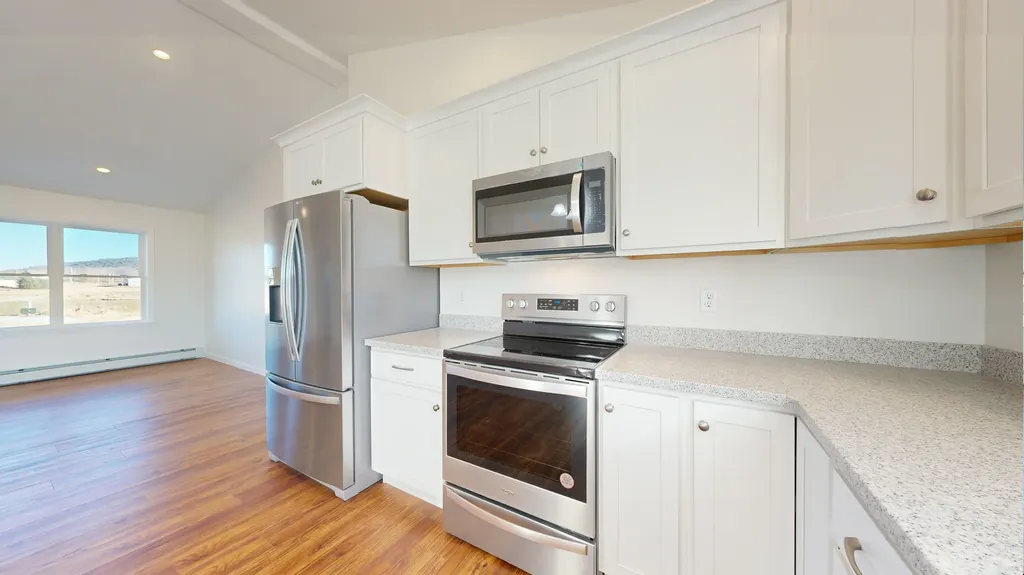10 Hayfield Drive Greene ME 04236